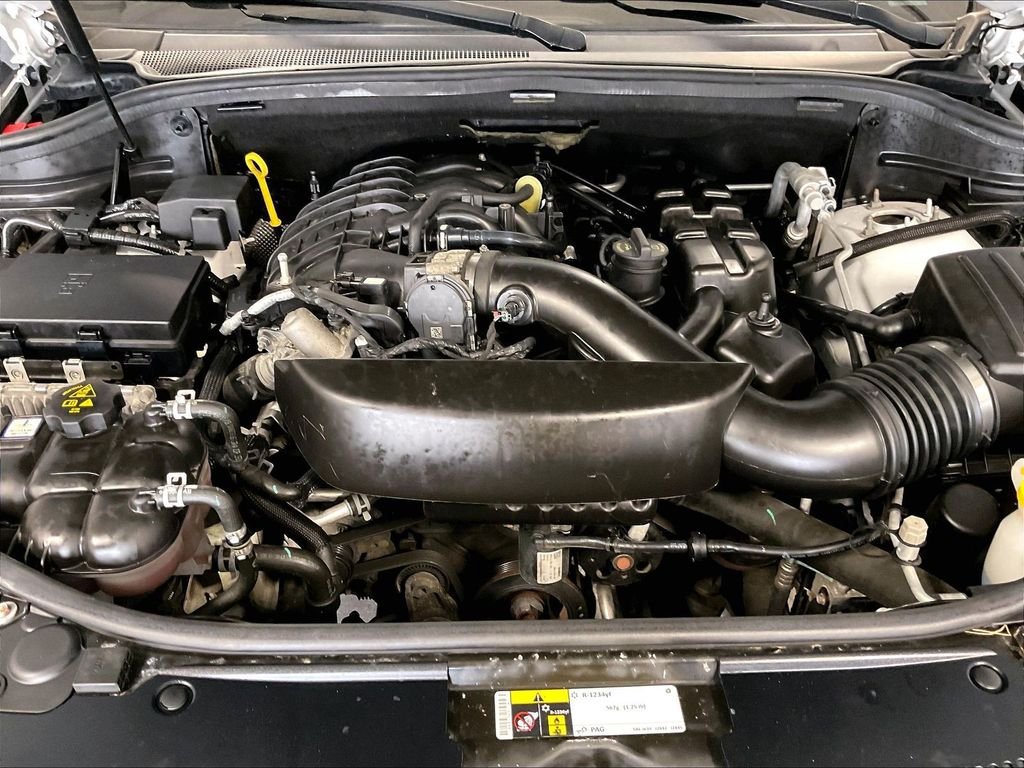 Used 2018 Jeep Grand Cherokee Altitude AWD/4WD image 29