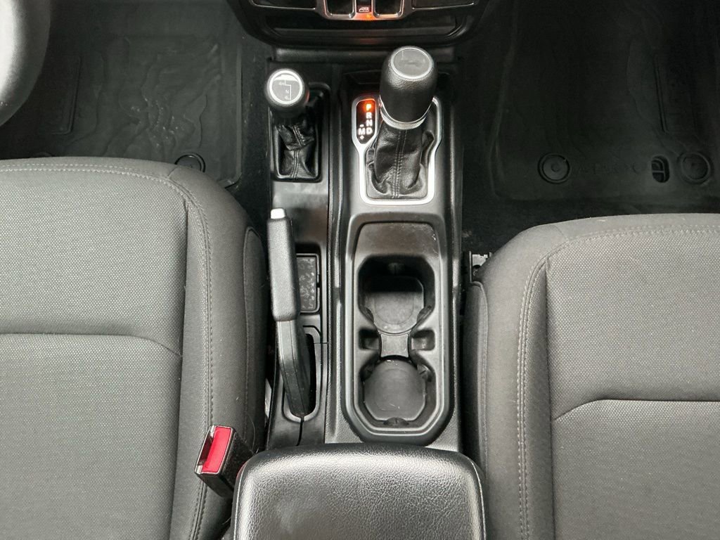 Used 2023 Jeep Wrangler Unlimited Sport AWD/4WD image 14