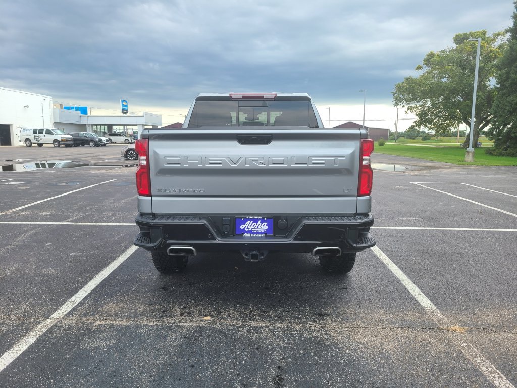 Used 2024 Chevrolet Silverado 1500 LT Trail Boss w/ Convenience Package II AWD/4WD image 7
