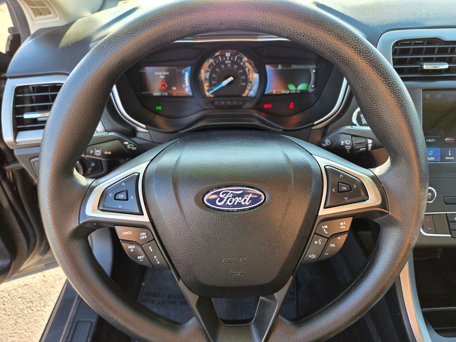 Certified 2020 Ford Fusion SE image 18