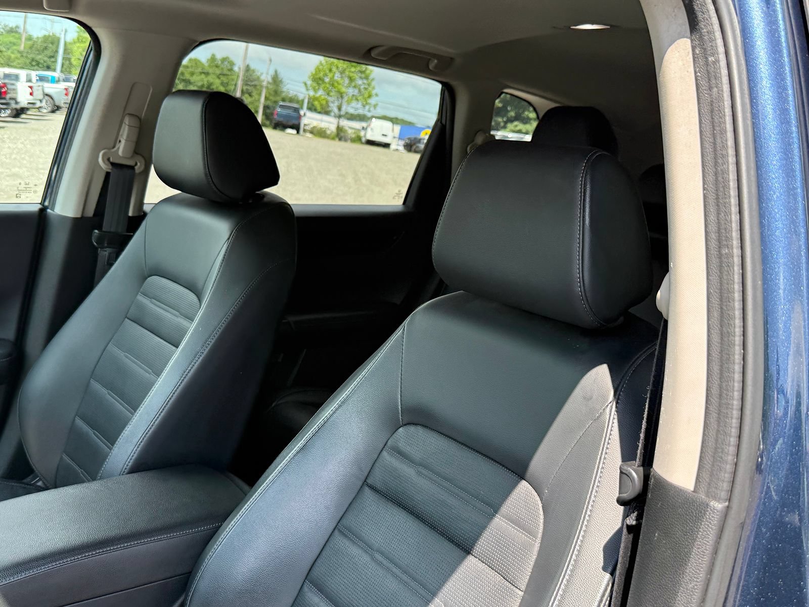 Used 2023 Honda CR-V EX-L image 17