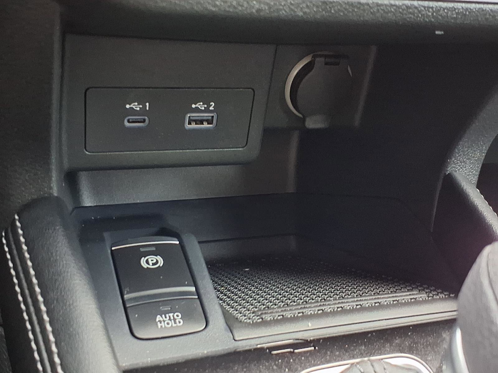 Used 2024 Nissan Kicks SV image 20