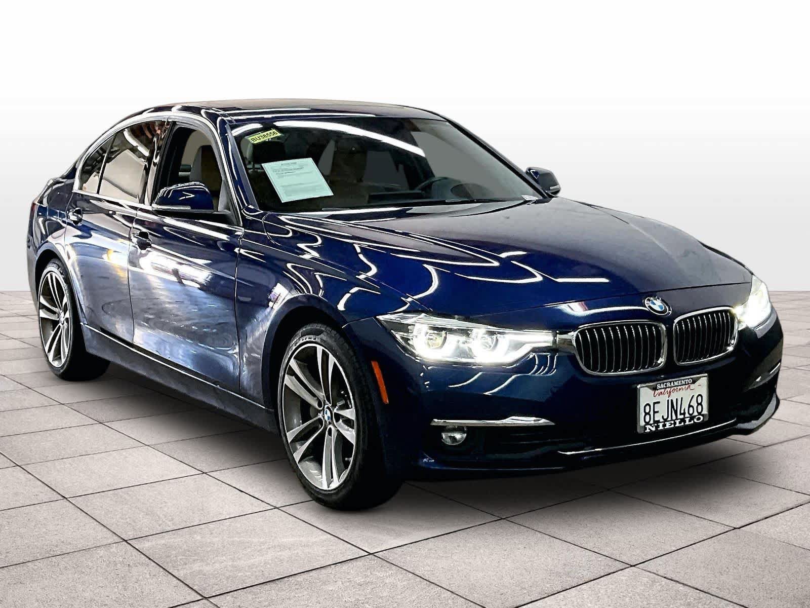 Used 2018 BMW 340i Sedan RWD image 2