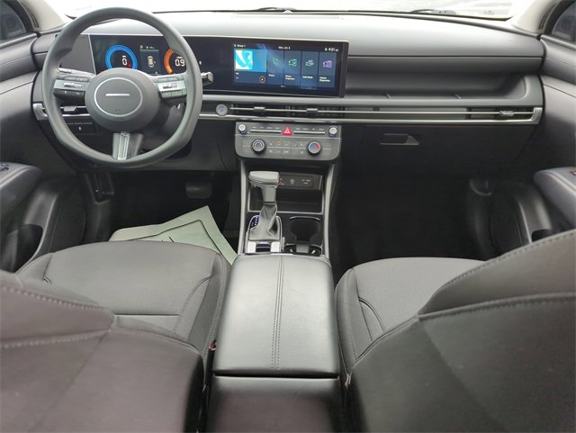 Used 2025 Hyundai Tucson SE image 17