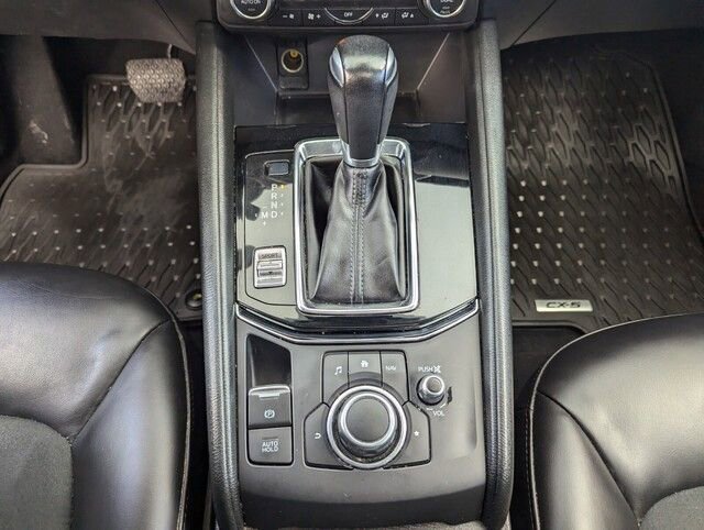 Used 2018 MAZDA CX-5 Touring w/ Preferred Equipment Package image 19