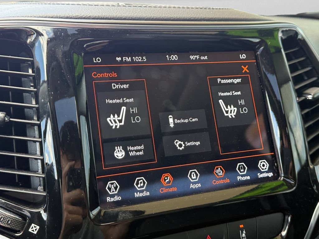 Certified 2022 Jeep Cherokee Limited AWD/4WD image 19