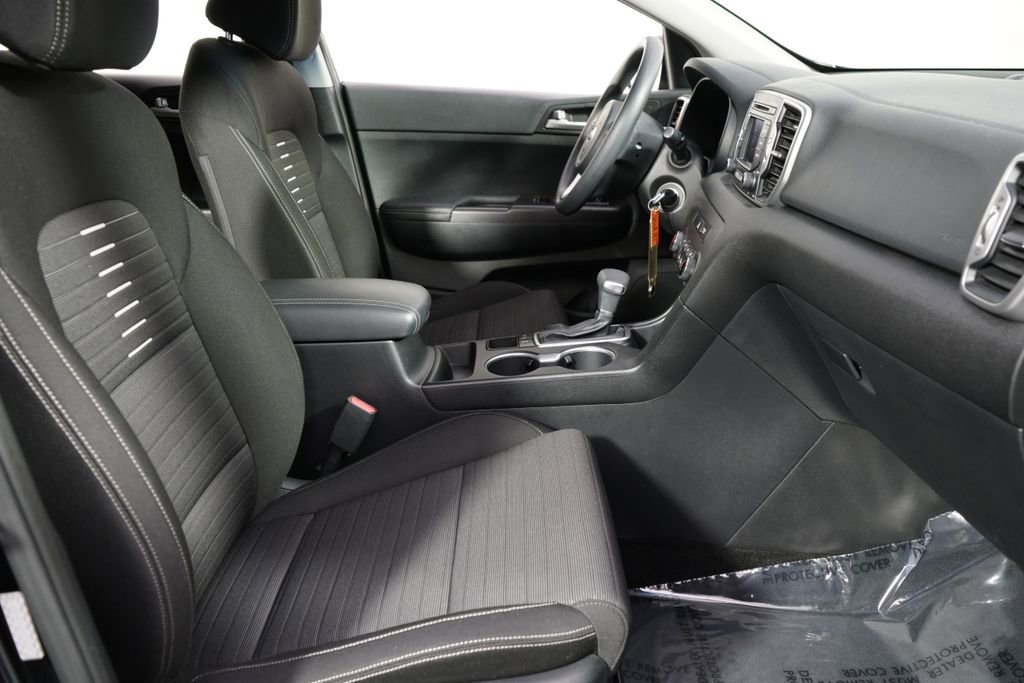 Used 2017 Kia Sportage LX w/ LX Popular Package AWD/4WD image 16
