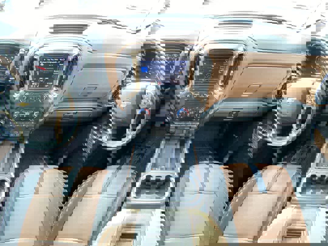 Used 2019 Chevrolet Silverado 1500 High Country image 24