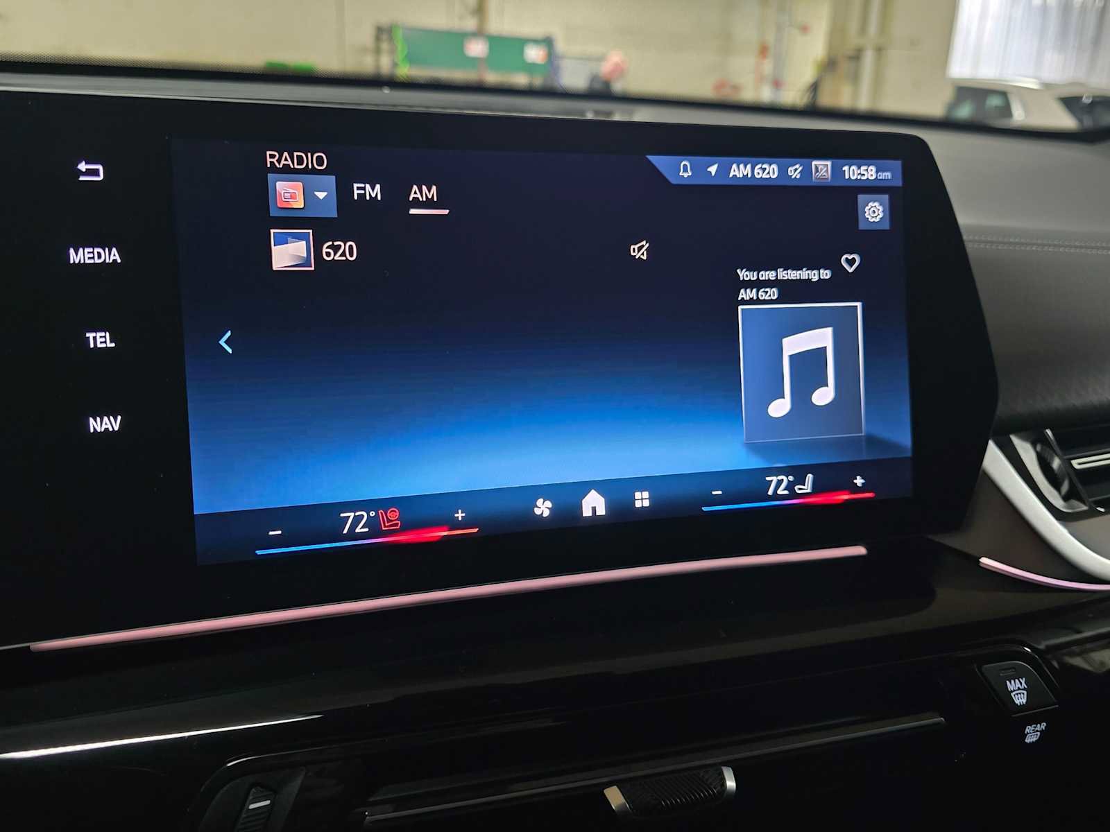 Used 2025 BMW X2 xDrive28i w/ Technology Package image 26