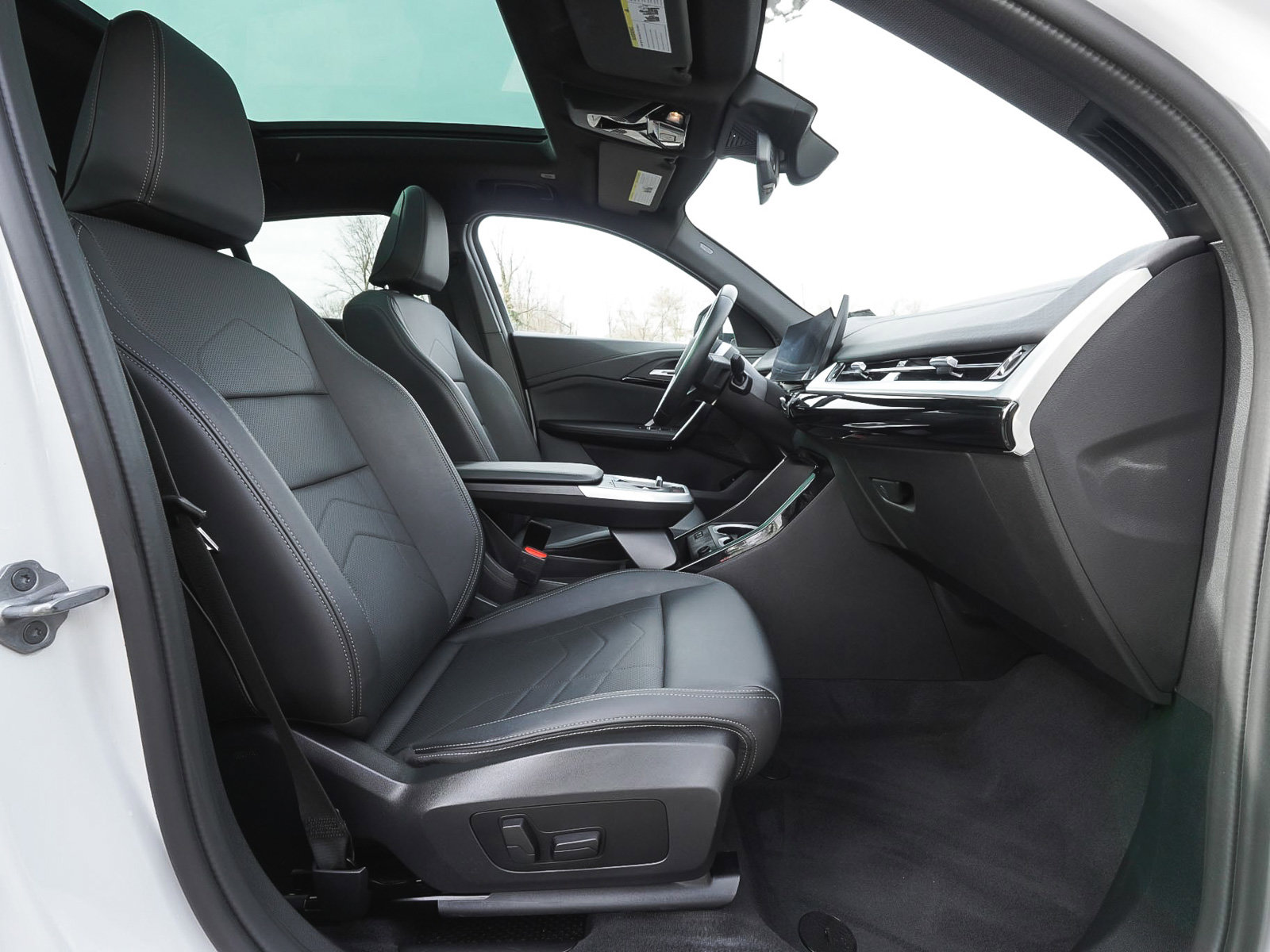 Used 2025 BMW X2 xDrive28i image 38