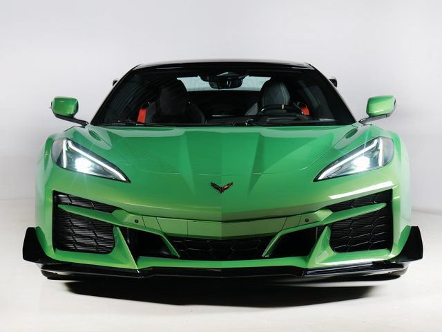 Used 2026 Chevrolet Corvette Z06 RWD image 6