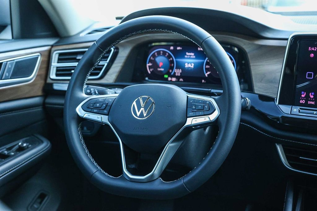 New 2026 Volkswagen Atlas SE image 22