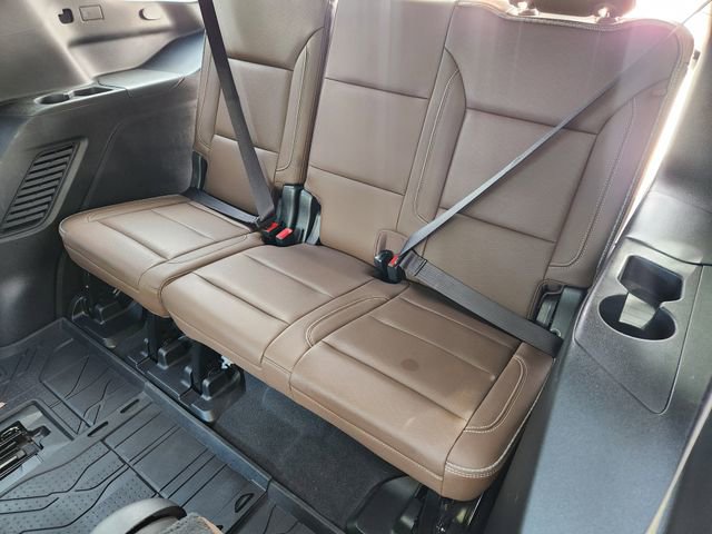 Used 2021 Chevrolet Tahoe High Country w/ Premium Package AWD/4WD image 33