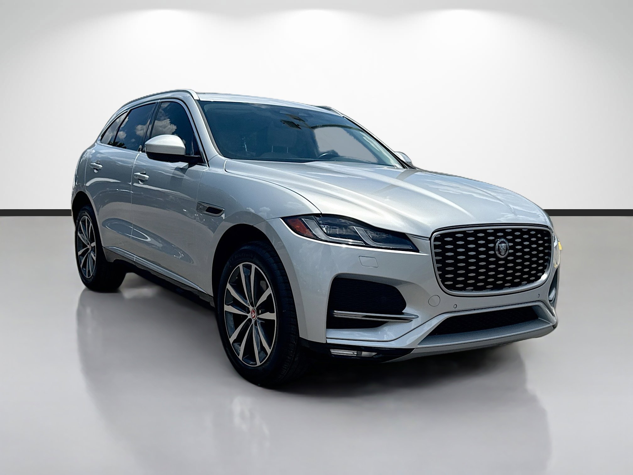 Used 2022 Jaguar F-PACE S AWD/4WD image 1