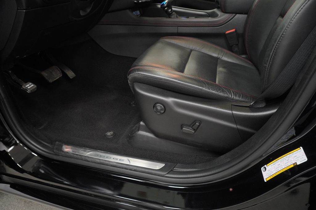 Used 2023 Dodge Durango R/T AWD/4WD image 40