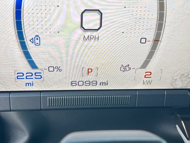 Certified 2025 GMC Hummer EV 3X AWD/4WD image 19