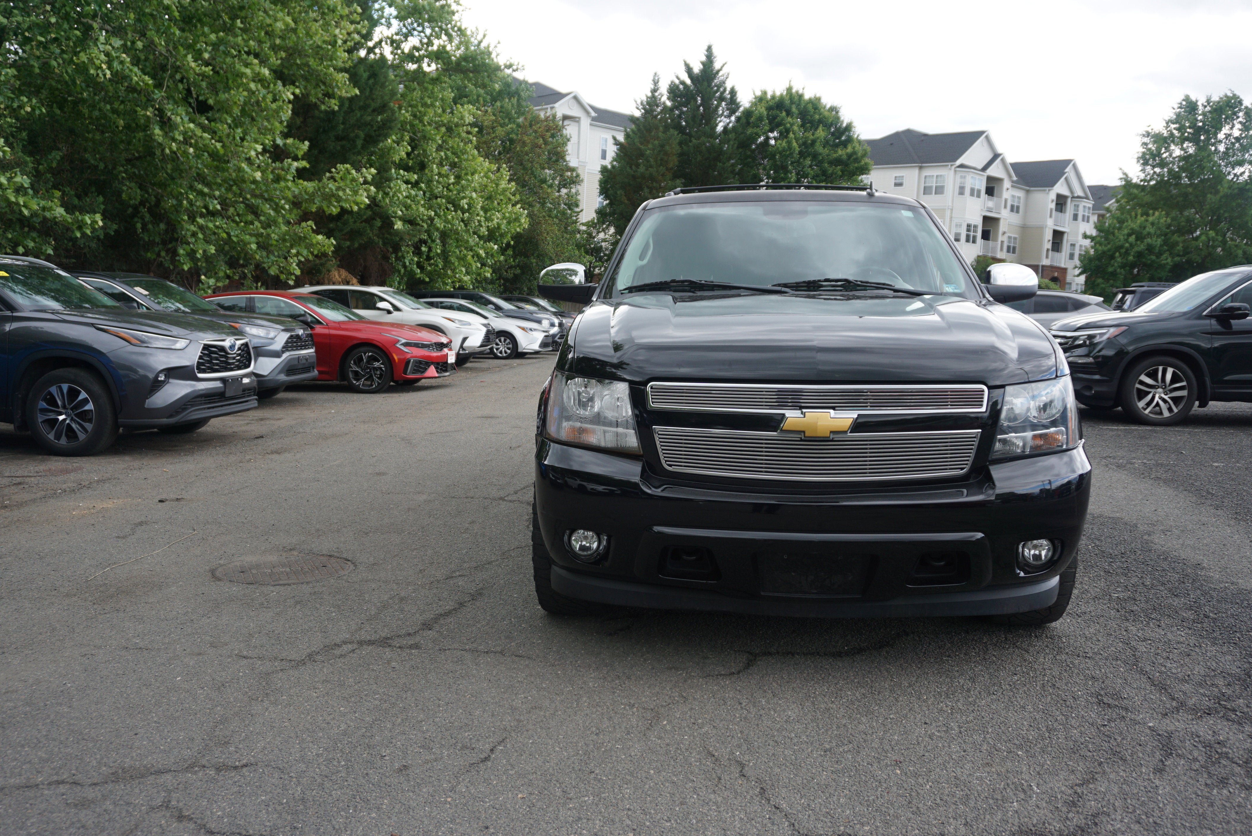 Used 2013 Chevrolet Tahoe LT AWD/4WD image 2