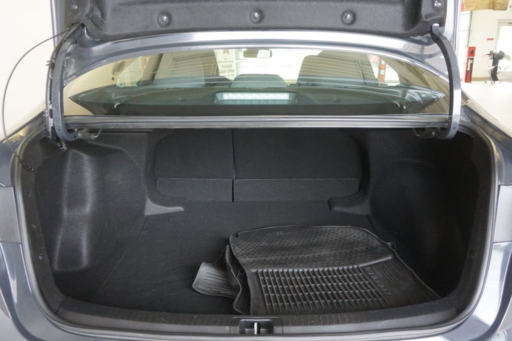 Used 2023 Toyota Corolla SE FWD image 15