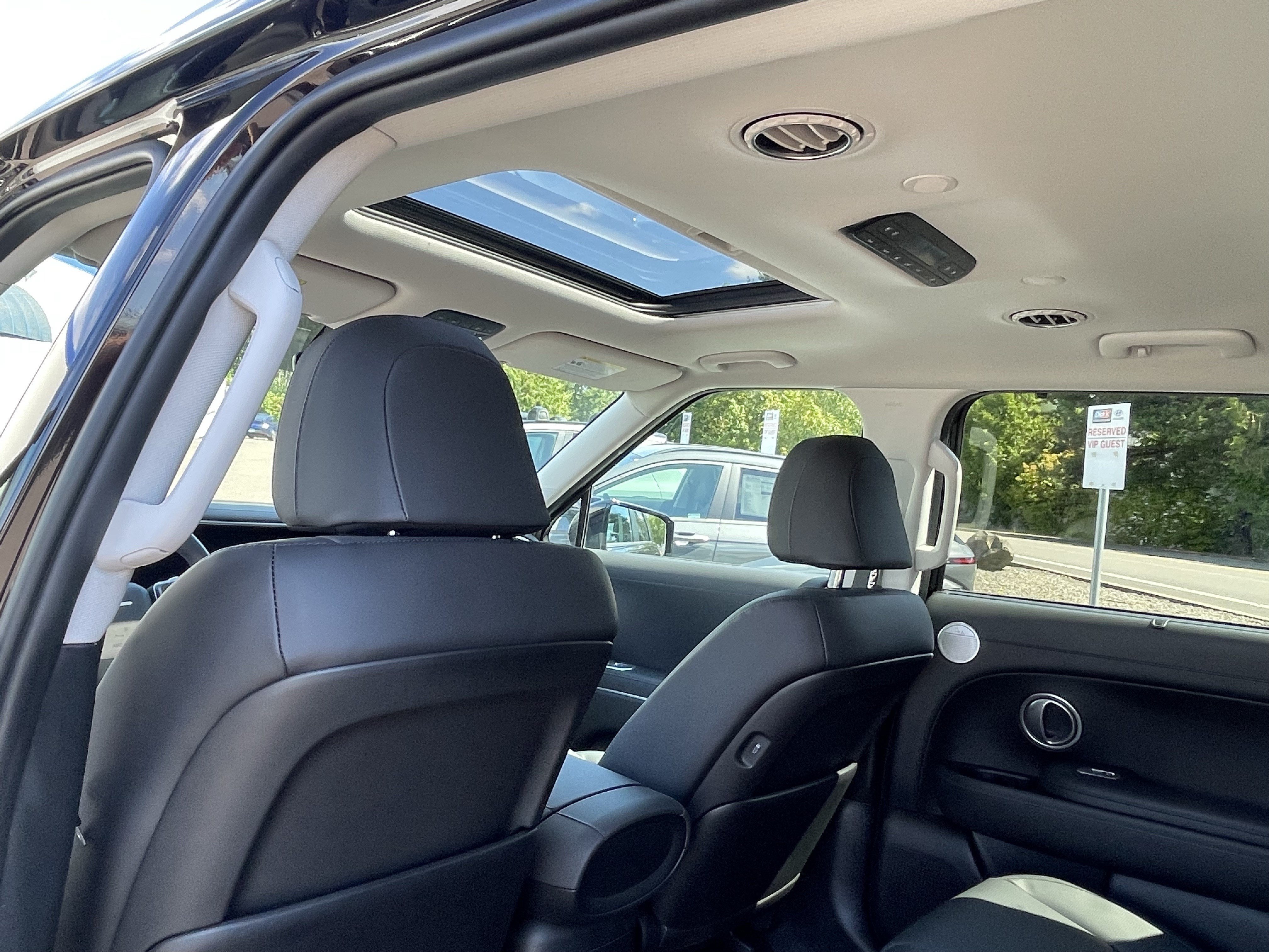 Certified 2026 Hyundai Palisade SEL AWD/4WD image 16