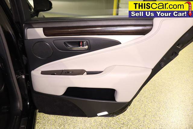 Used 2016 Lexus LS 460 w/ Comfort Package image 33