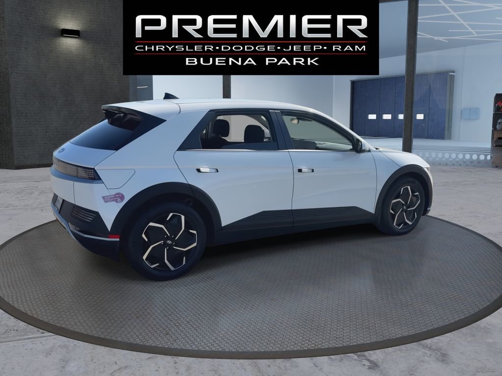 Used 2024 Hyundai Ioniq 5 SEL RWD image 8