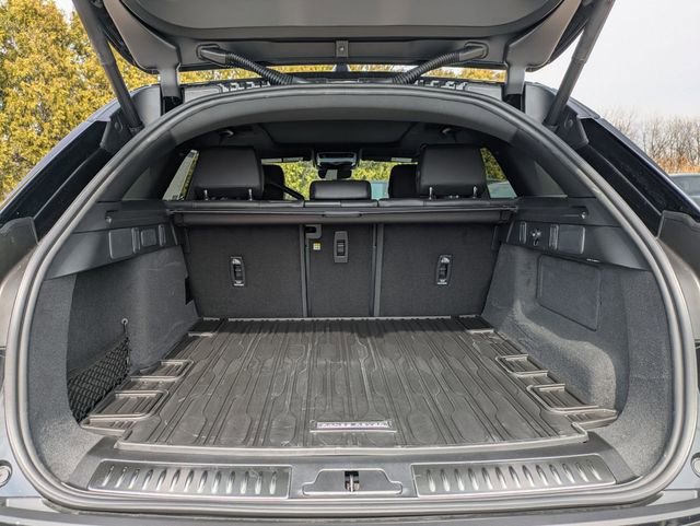 New 2026 Land Rover Range Rover Velar S image 16