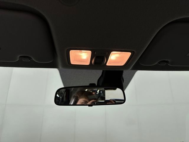 Used 2023 Hyundai Venue SEL w/ Cargo Package image 46