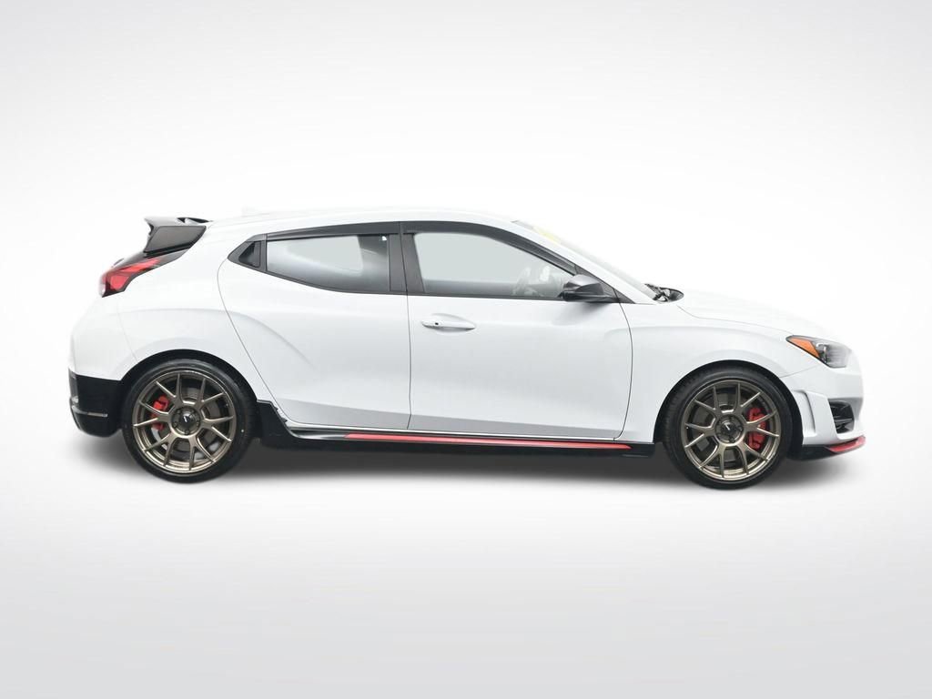 Used 2020 Hyundai Veloster N w/ Performance Package image 4