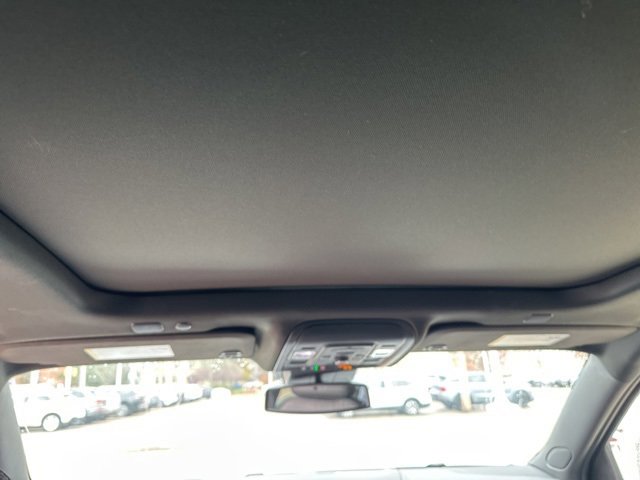 Used 2024 GMC Yukon Denali w/ LPO, Floor Liner Package image 20