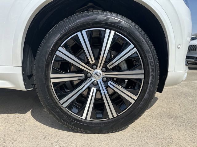 Certified 2023 Volvo XC90 B6 Plus w/ Protection Package Premier AWD/4WD image 11