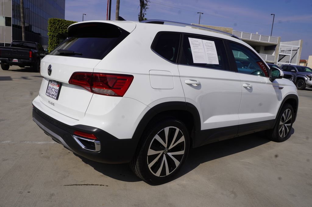 Used 2023 Volkswagen Taos SE image 7