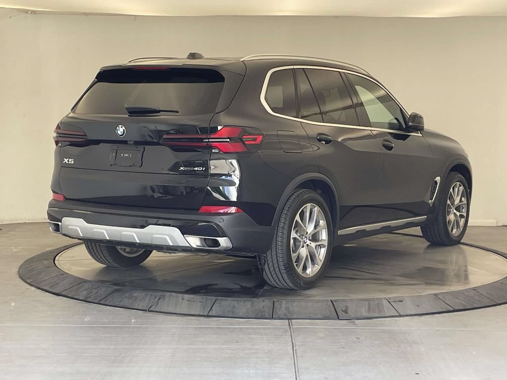 Used 2026 BMW X5 xDrive40i w/ Premium Package AWD/4WD image 5