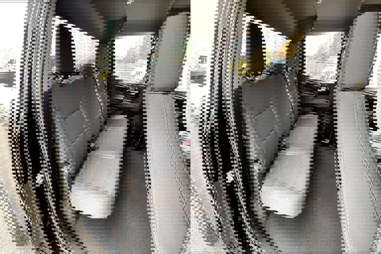 Used 2025 Chevrolet Silverado 1500 LT image 17