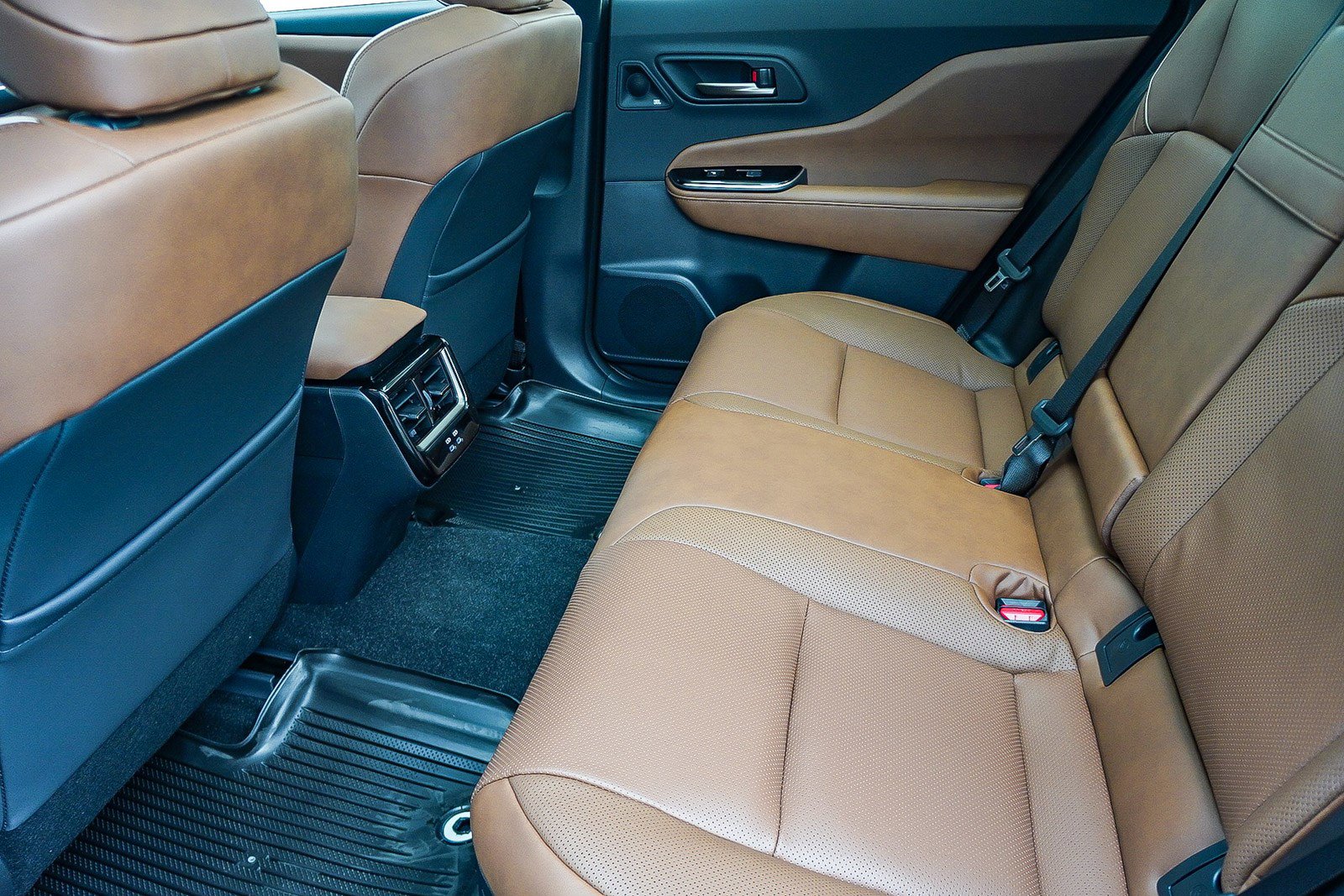 New 2026 Toyota Crown Signia image 24