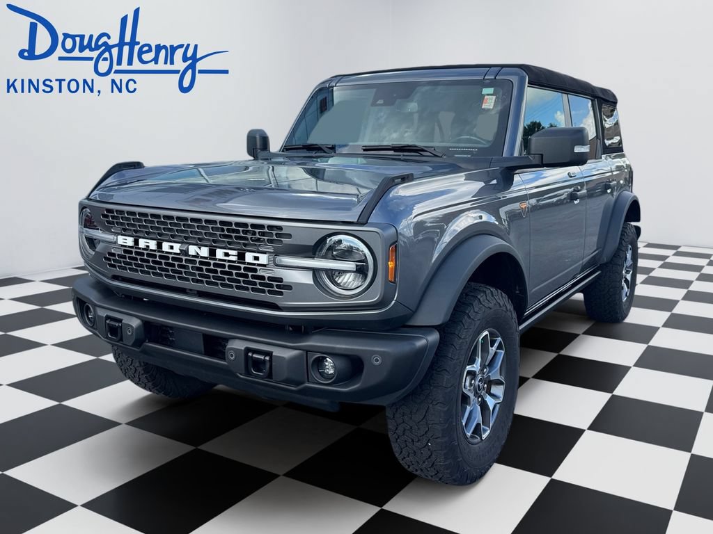 Used 2023 Ford Bronco Badlands AWD/4WD image 1