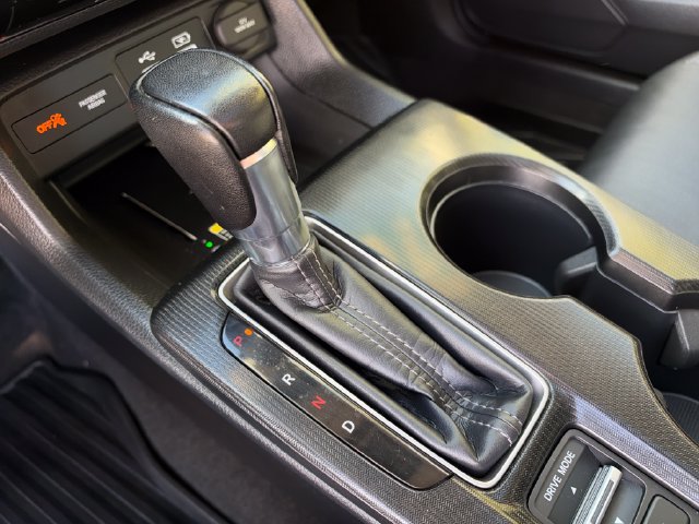 Certified 2024 Honda Civic Touring image 24