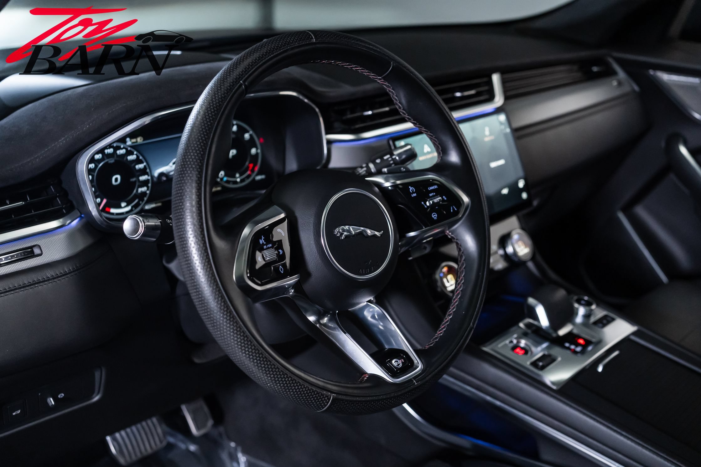Used 2021 Jaguar F-PACE SVR AWD/4WD image 28