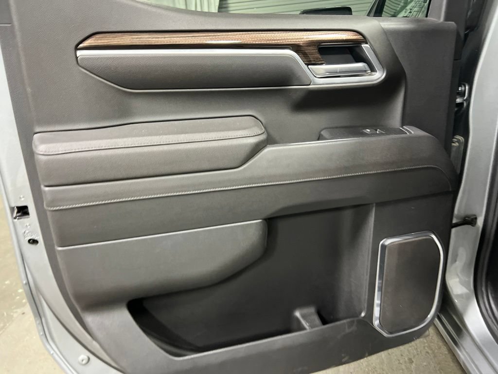Used 2026 Chevrolet Silverado 1500 LT AWD/4WD image 14