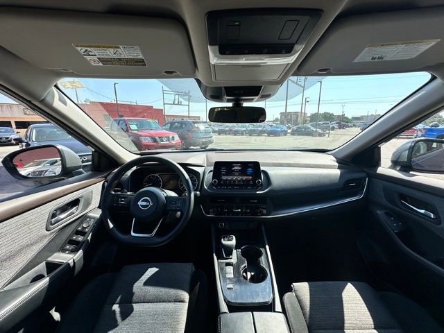 Certified 2023 Nissan Rogue SV FWD image 33