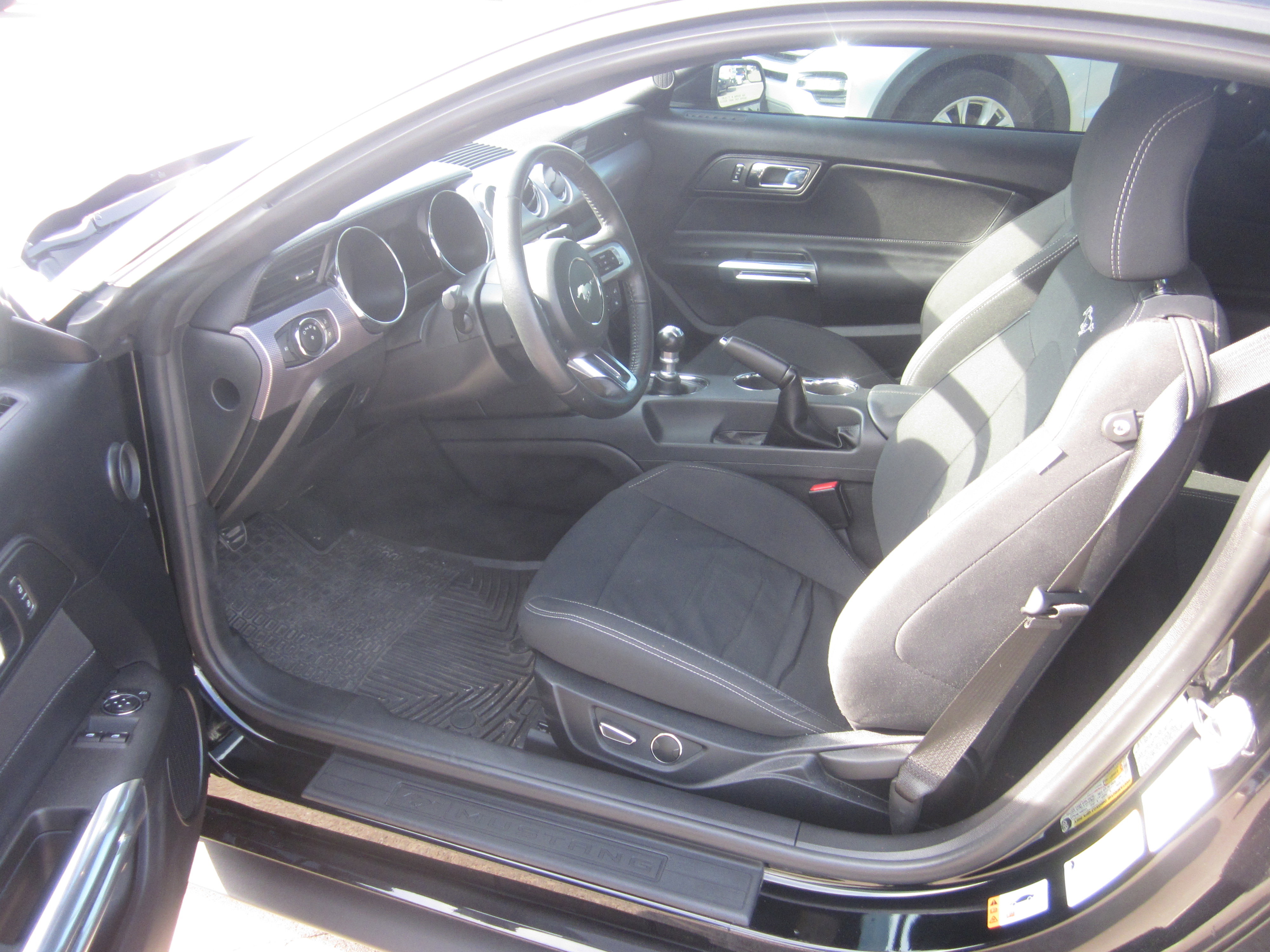 Used 2017 Ford Mustang GT w/ Interior & Wheel Package image 9