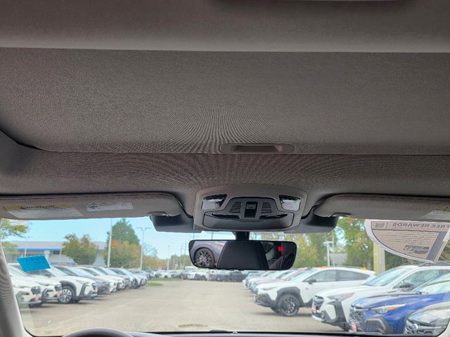 Used 2025 Subaru Outback Limited XT image 15