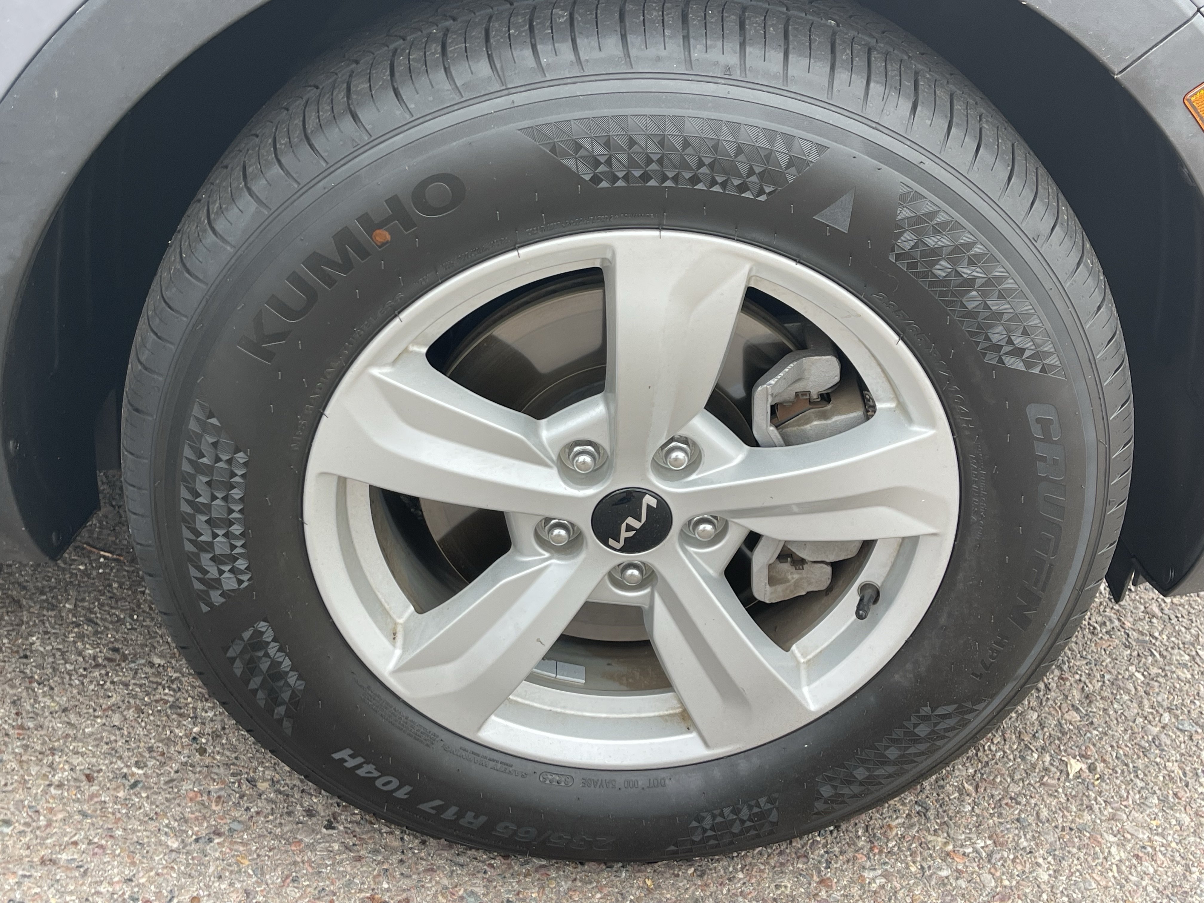 Certified 2022 Kia Sorento LX FWD image 8