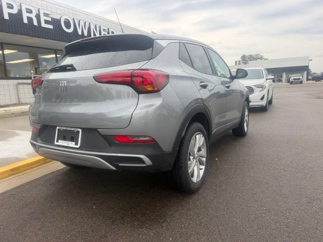Used 2024 Buick Encore GX Preferred w/ Comfort Package AWD/4WD image 7