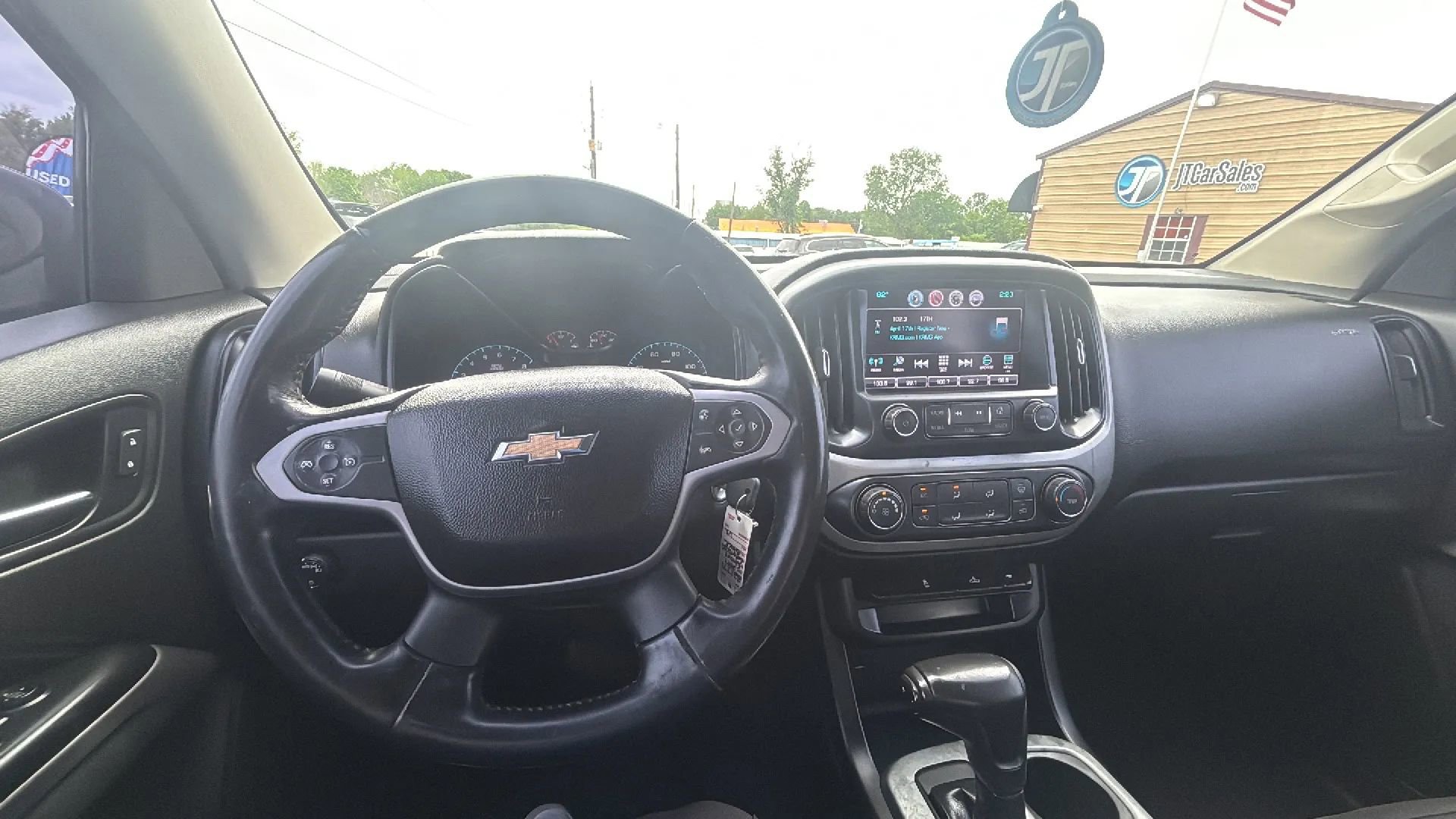 Used 2017 Chevrolet Colorado LT RWD image 15