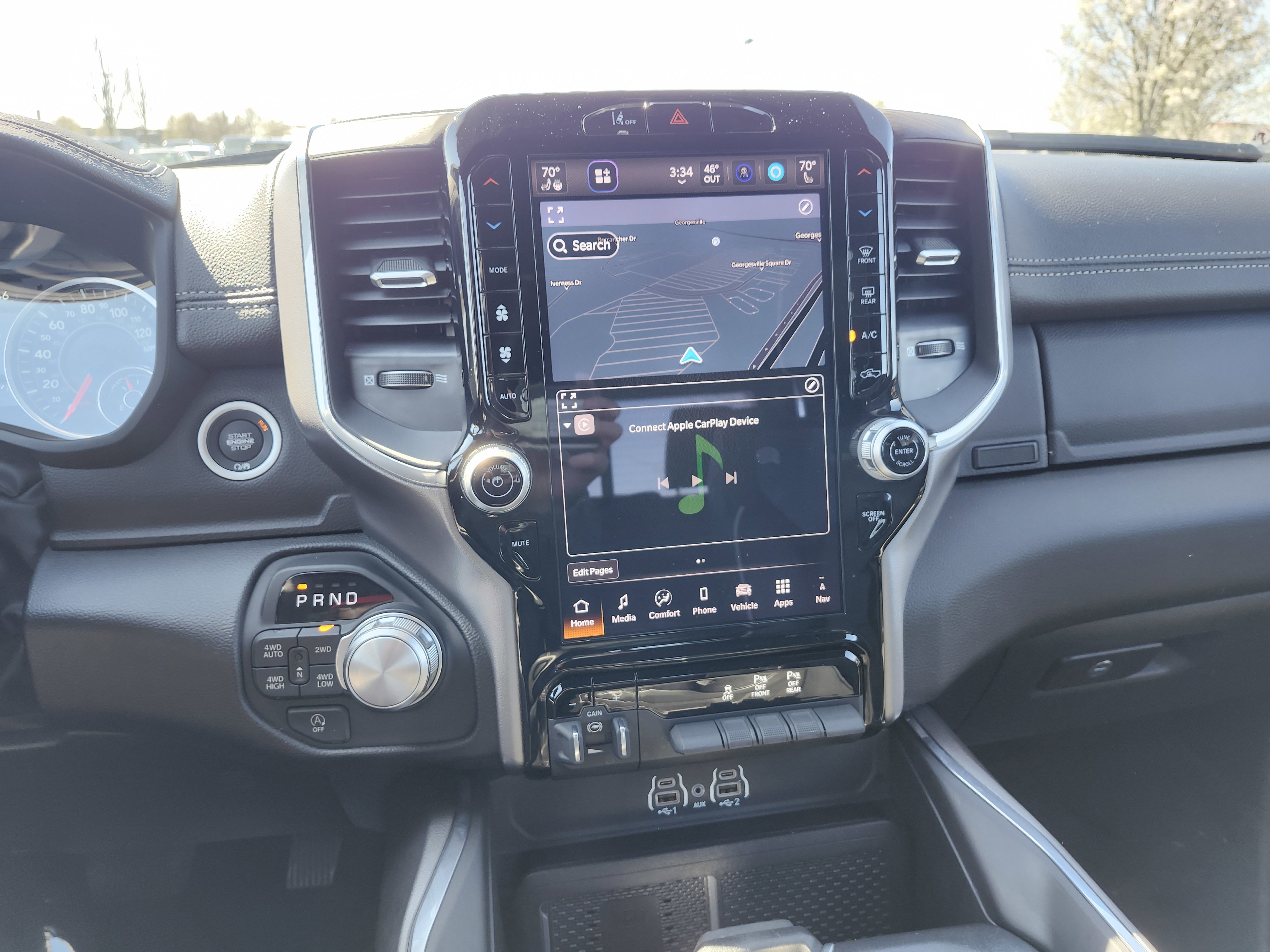 Used 2025 RAM 1500 Laramie image 35