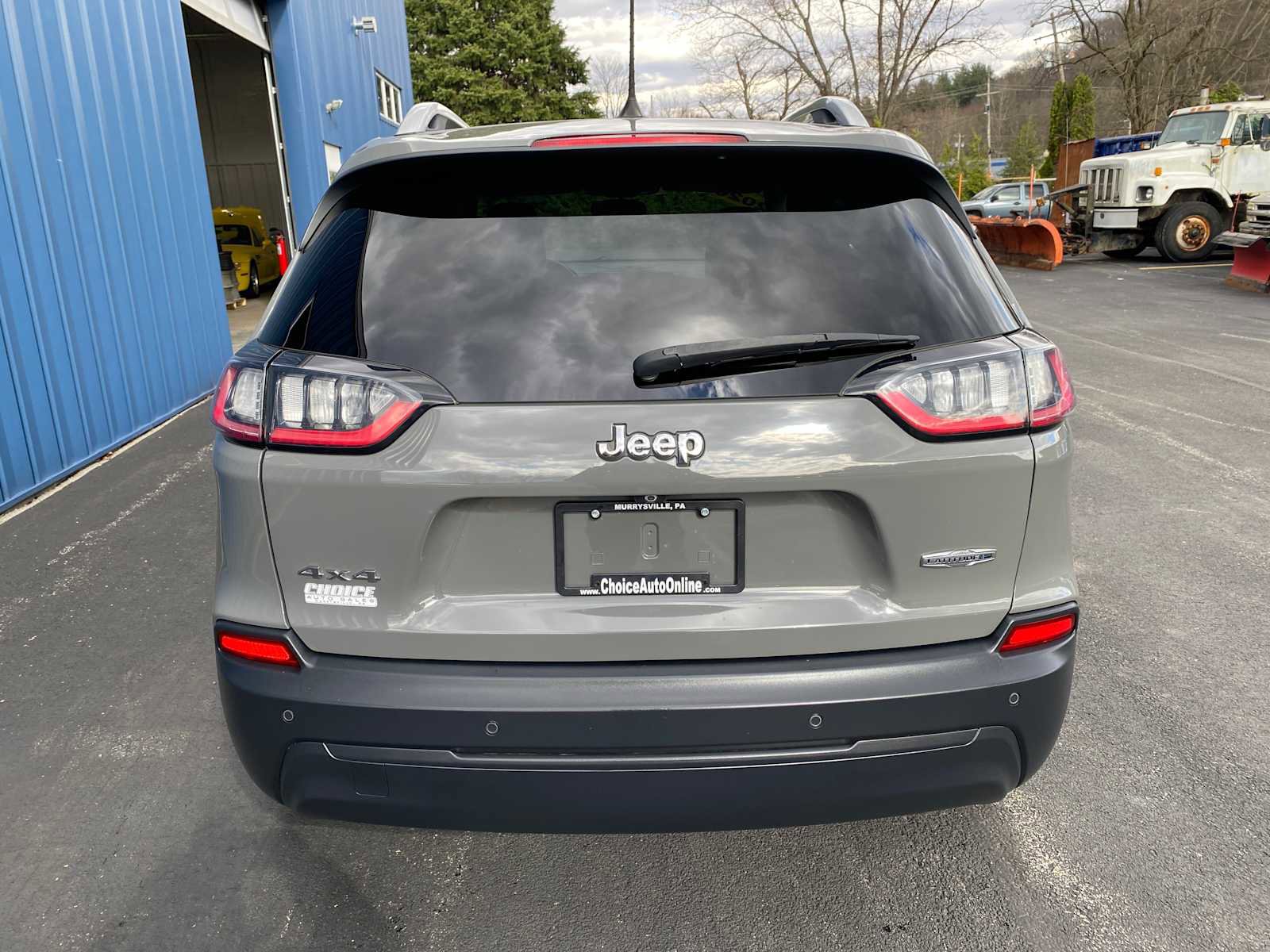 Used 2020 Jeep Cherokee Latitude Plus w/ Cold Weather Group image 16