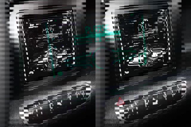 Used 2015 smart fortwo pure image 14