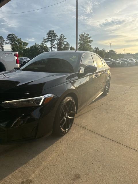 Used 2025 Honda Civic Sport image 1