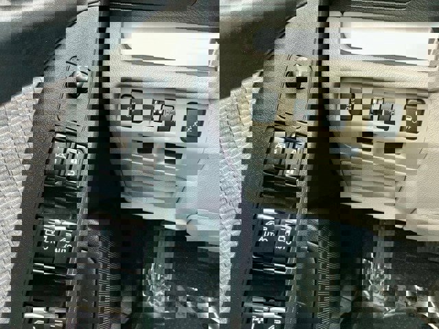 Used 2018 Subaru Forester 2.5i Premium image 19