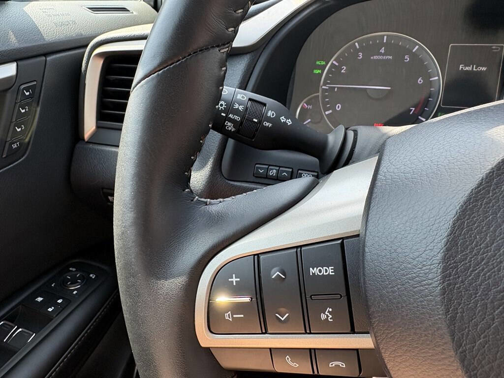 Used 2019 Lexus RX 350 AWD w/ Navigation Package image 17